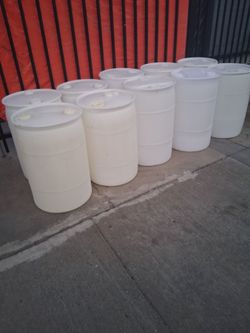 30 Gal Close Head Natural Plastic Barrel Water Storage Barrels Gray Water Waste Motor Oils Liquids Tents Recycling Gas Containers Diesel Fuel Can