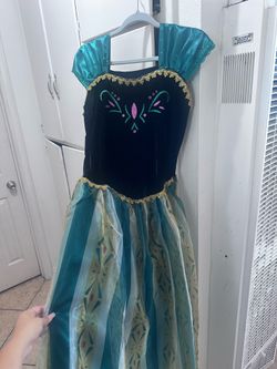 Anna costume