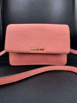 Michael kors crossbody