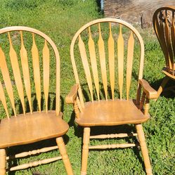 5 sold wood dining chairs