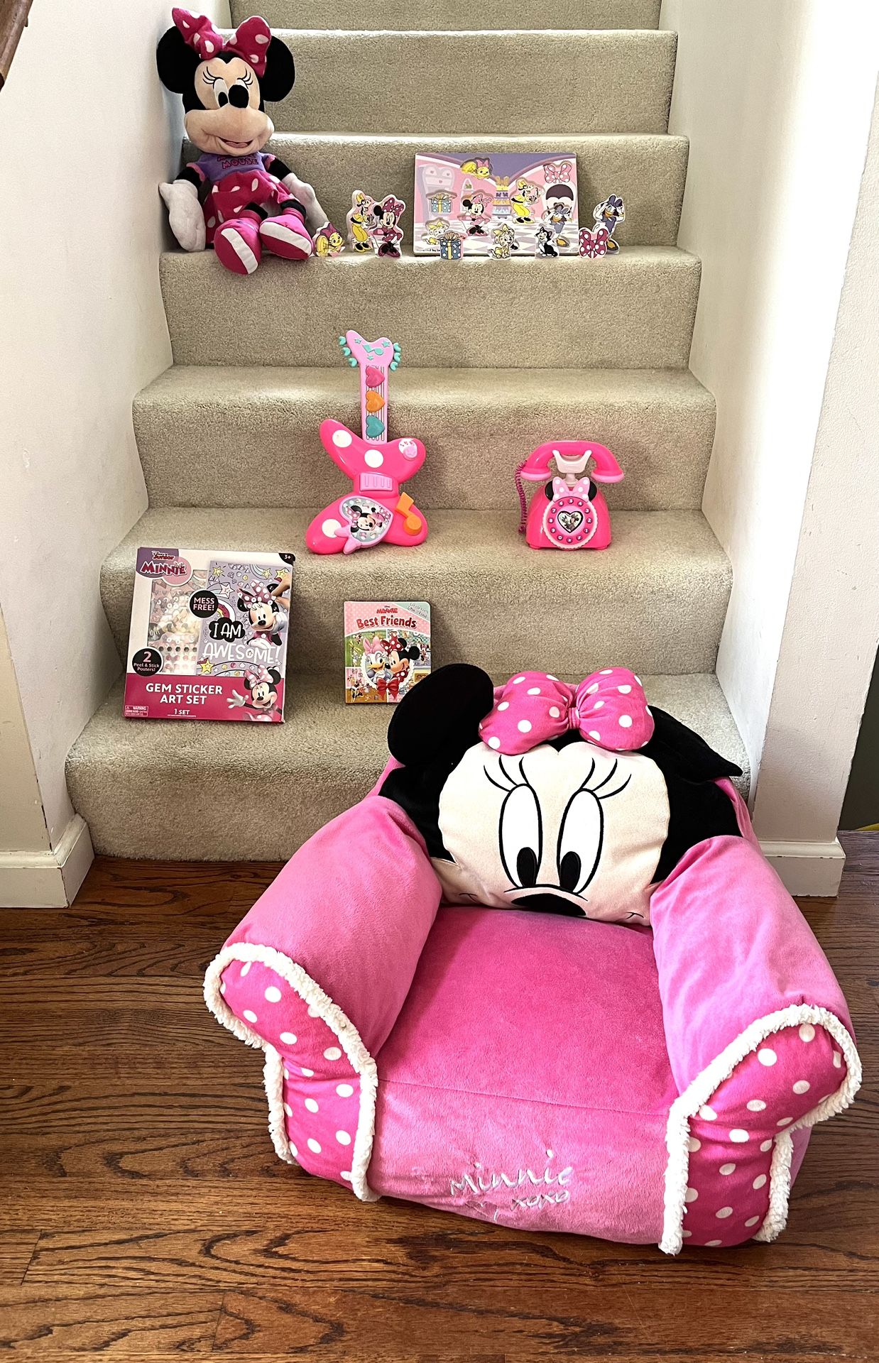 Large Lot Of Minnie TOYS and Bean Chair ($45 For All)