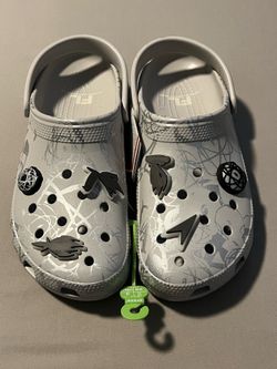 Crocs Classic Clog x Futura Laboratories Pearl White Brand New DS