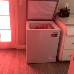 Frigidaire Deep Freezer