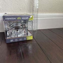 New zompers interactive UFO aircraft toy flyer