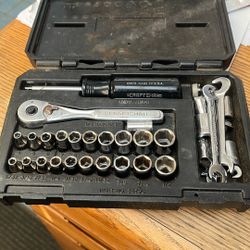 Craftsman 1/4” Drive 22 Piece Metric & SAE Socket Set