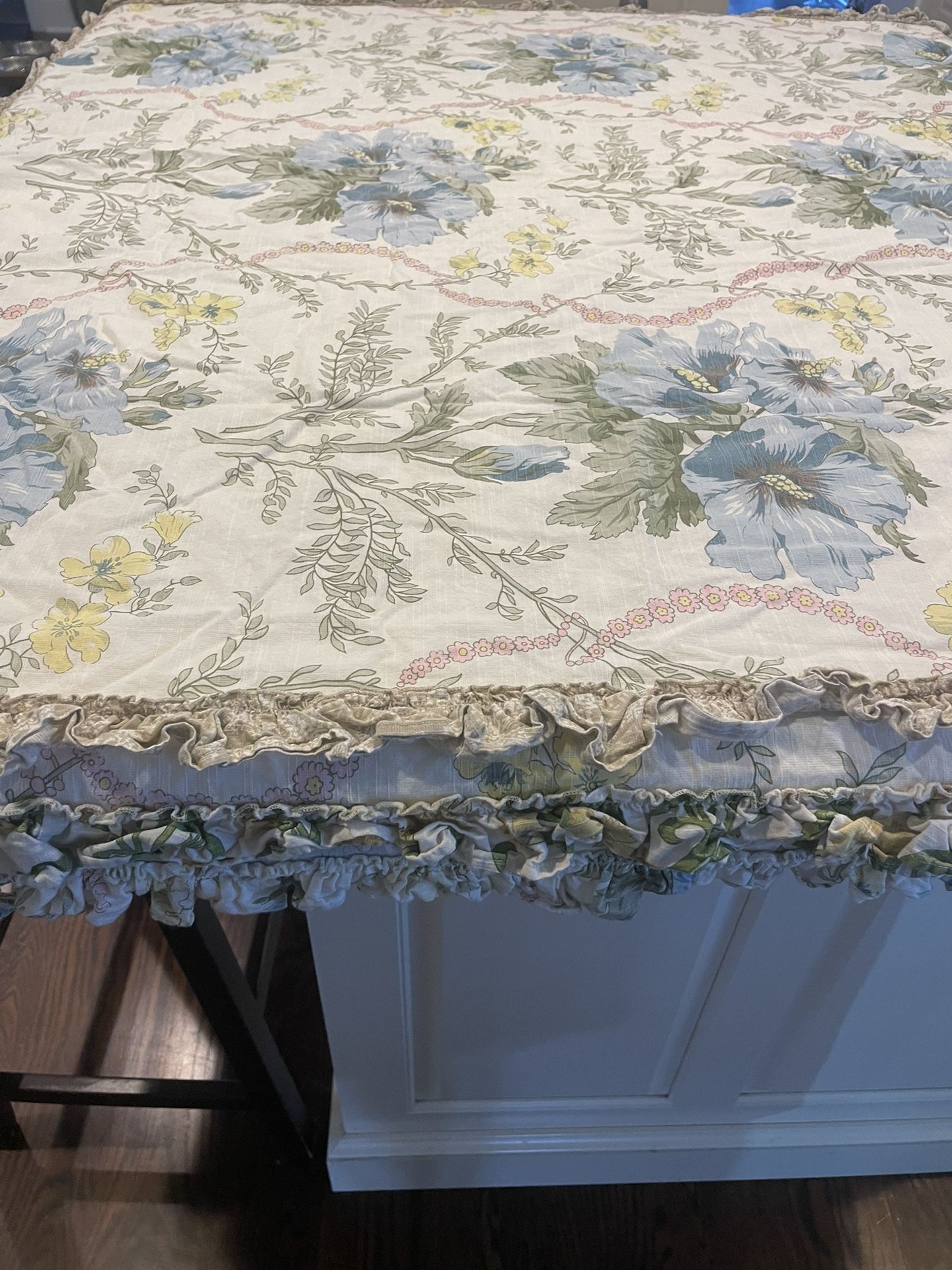 Anthropolgy Table Cloths (4)