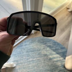 Oakley Sutro