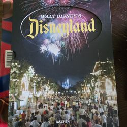Walt Disney's Disneyland By Chris Nichols 2018 Hardback Cover 1st Edition MINT! $40
