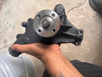 350 sbc water pump