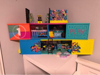 LOL doll house and school frig