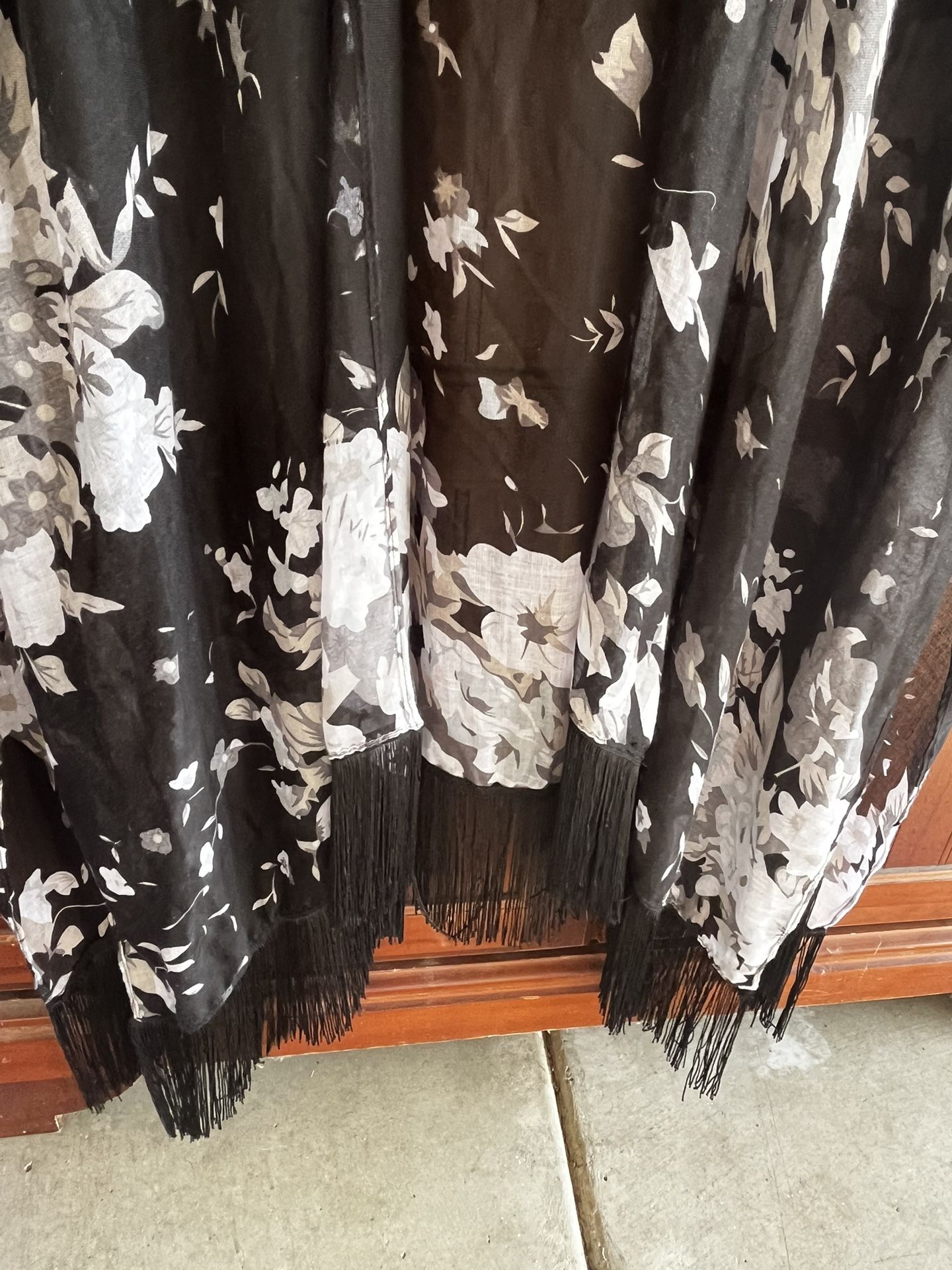 Beautiful Wrap With Sleeves & Fringes-plus Size
