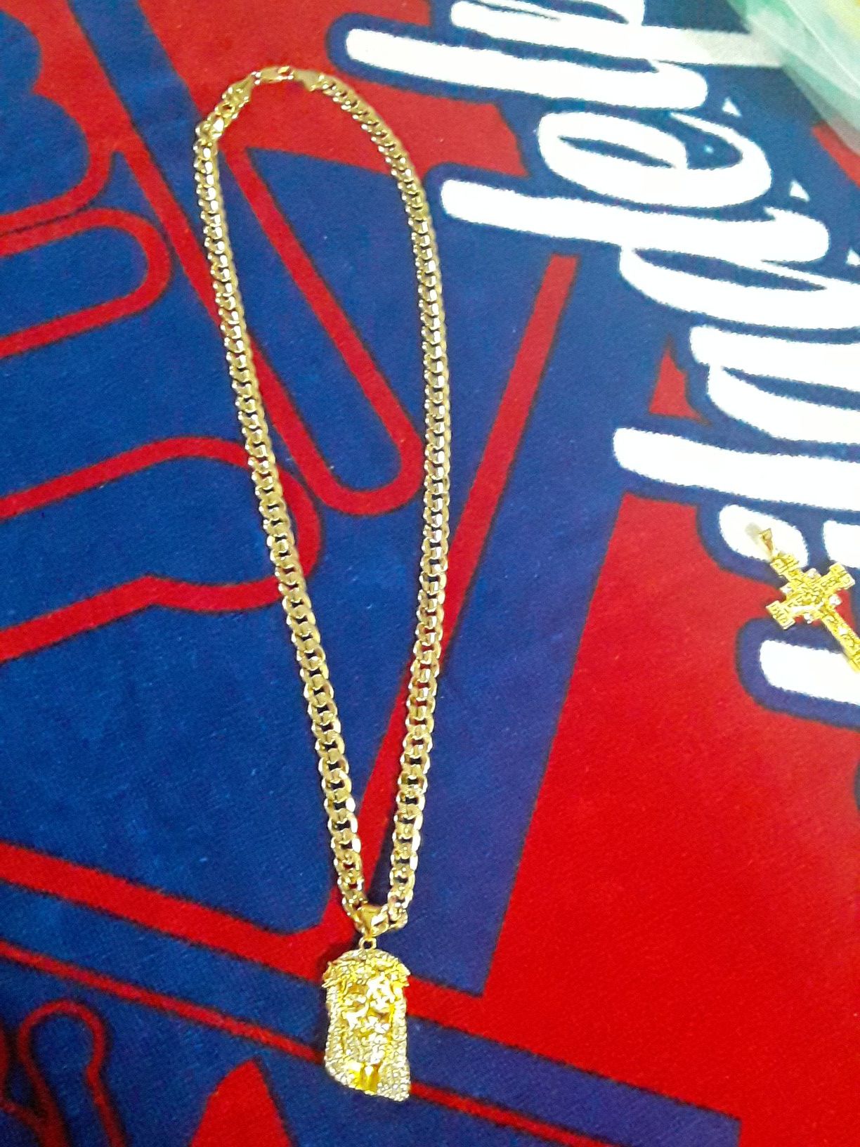 30 inch 14kt stamped gold plated miami cuban link chain rare style diamond sparkle chain with good size gold plated cz jesus . Great qual 275 obo