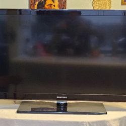 40 Inch Samsung TV Used