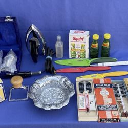 Drawer Clean Out Lot Household Kitchen Miscellaneous Items Shakers Knives