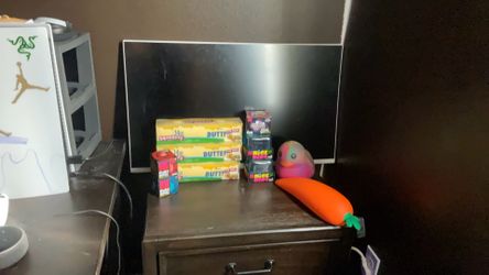 Needoh/ squeeezys