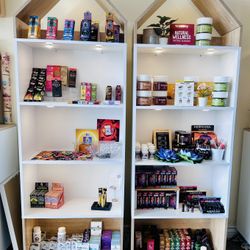 Castle Style Cute Bookshelves / Storage Shelves with lights