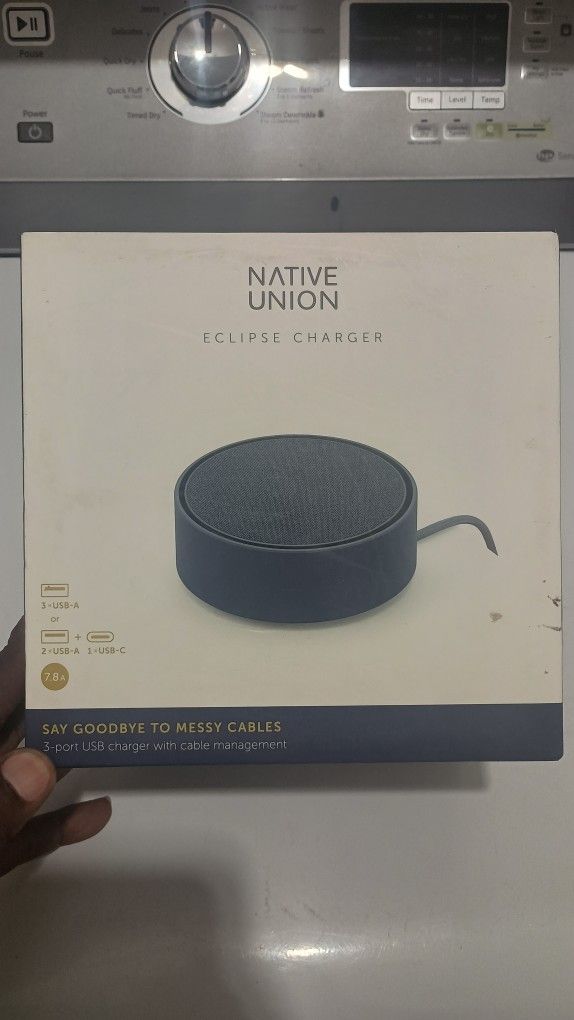 Native Union Eclipse Charger