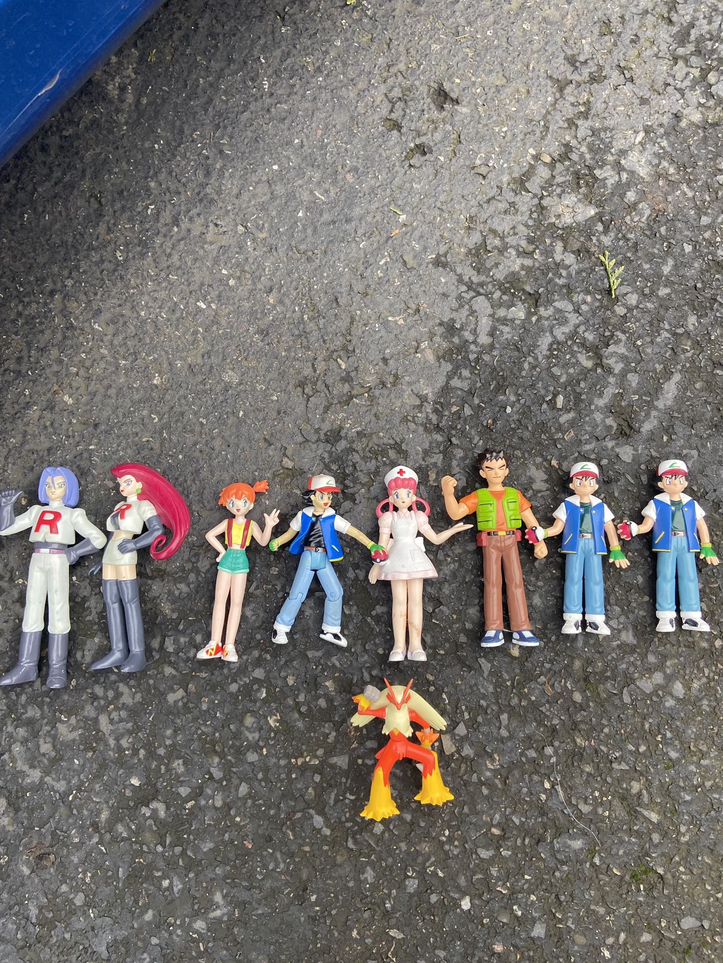 Tomy Pokemon Figures 1998. Ash, Jessie, Nurse Joy ,James, Misty, Brock