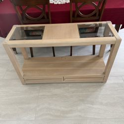 Broyhill Sofa Table/Entry Table 