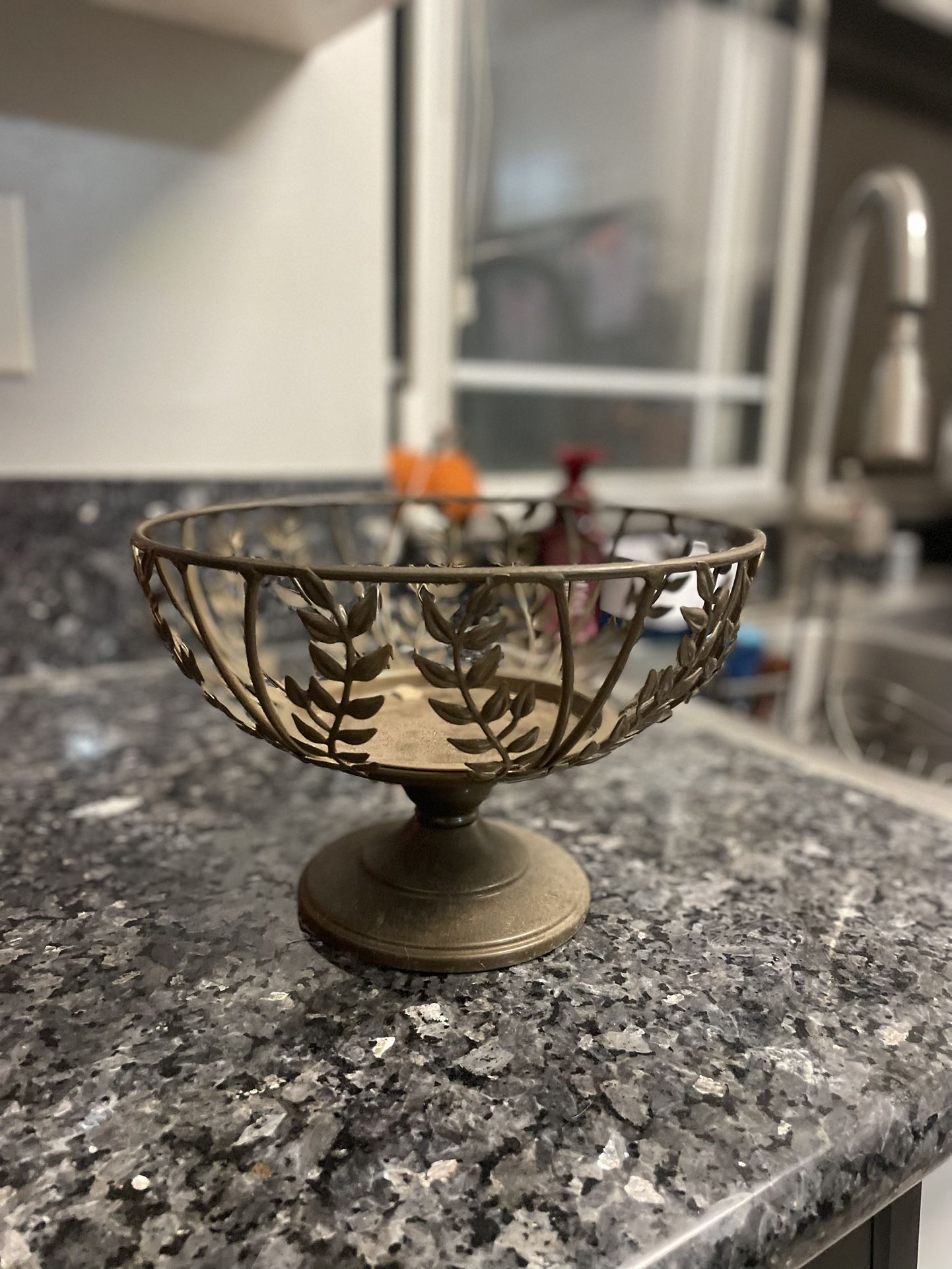 PRINCESS HOUE BASKET