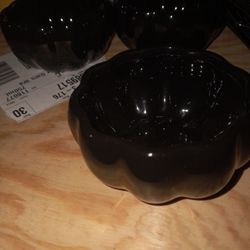 Black Pumkin Bowls