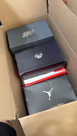 Bulk of Assorted Men And Women’s Shoes