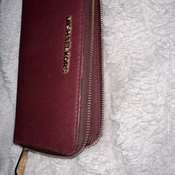 Michael Kors Wallet Zip Around Leather Wallet large 