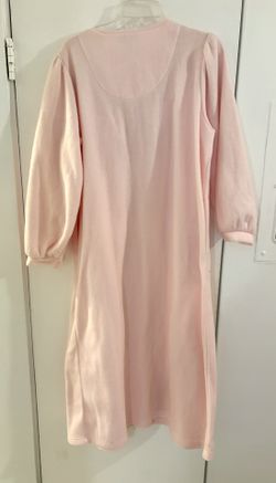 Beautiful Vintage Erika Taylor Petite Intimates Nightgown