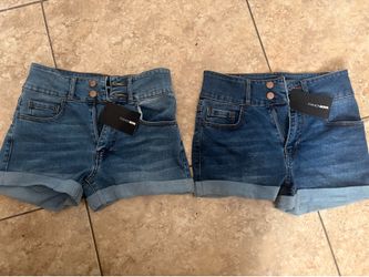 NEW Fashion Nova shorts