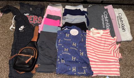 Women’s clothes size large free with a purchase only