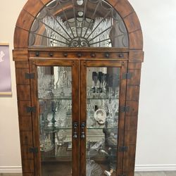 Arched Top Curio/china Cabinet