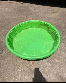 Kiddie pool