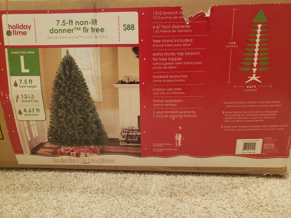 7.5ft unlit Christmas tree