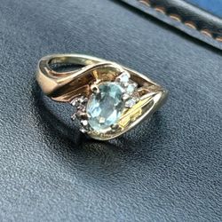 14k Yellow Gold Oval Aquamarine Solitaire 1k Diamond Accent Ring