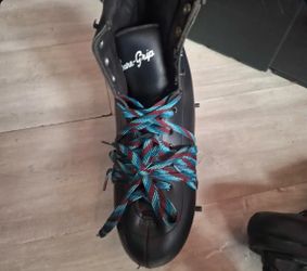 Skates——-Sure-grip boot