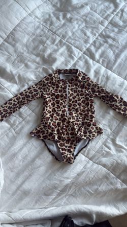 Girls Leopard Print Long Sleeve Swimsuit size 2-3T