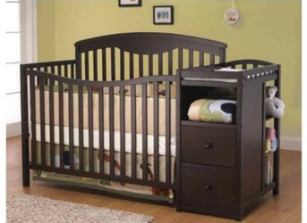 Baby crib 4 in 1