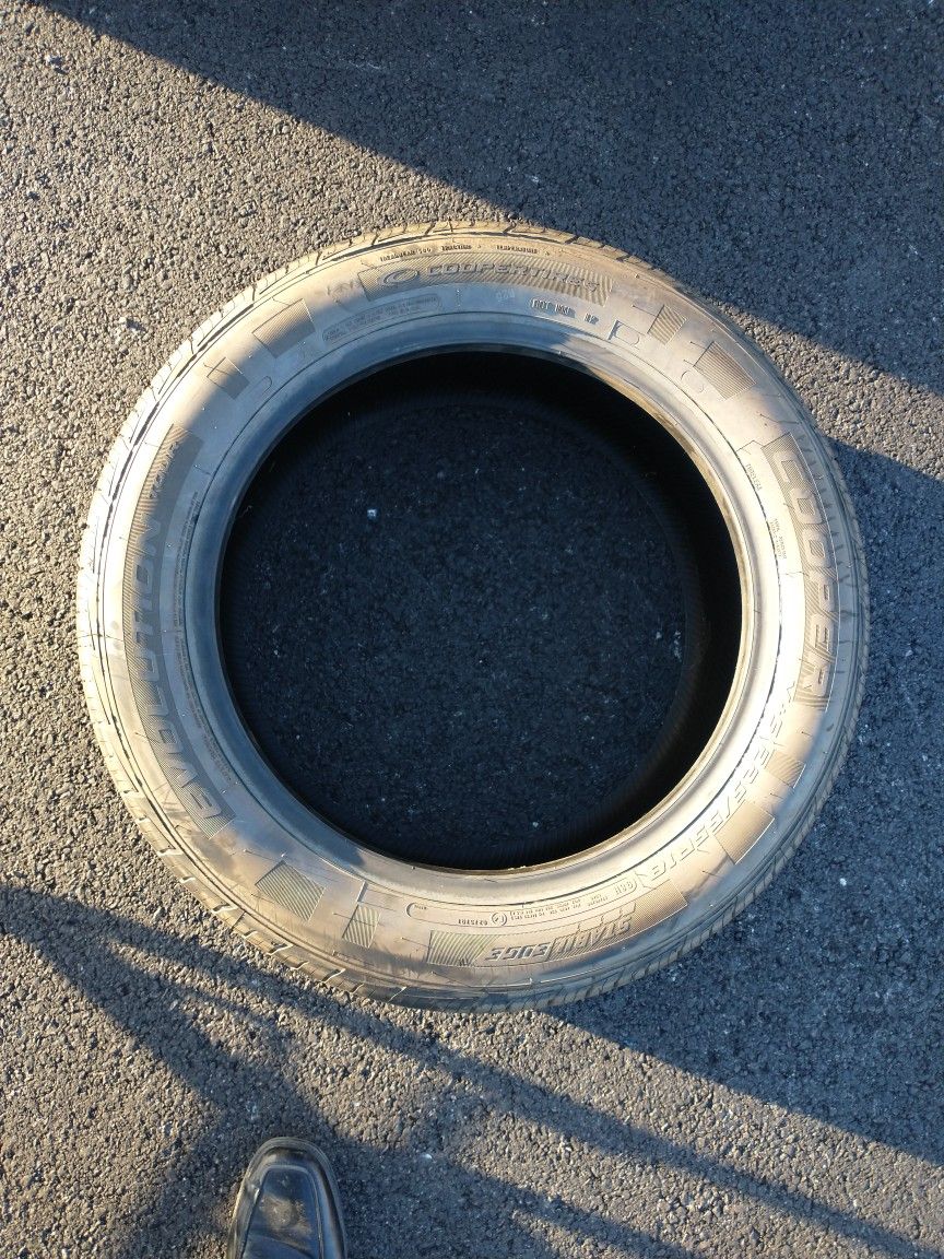Cooper Evolution Tour 225 55R18 98H