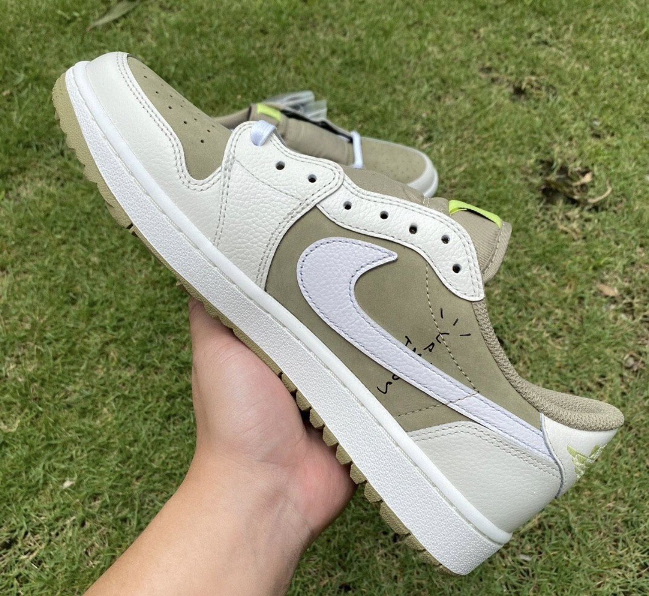 Travis Scott Golf Jordan 1 Low