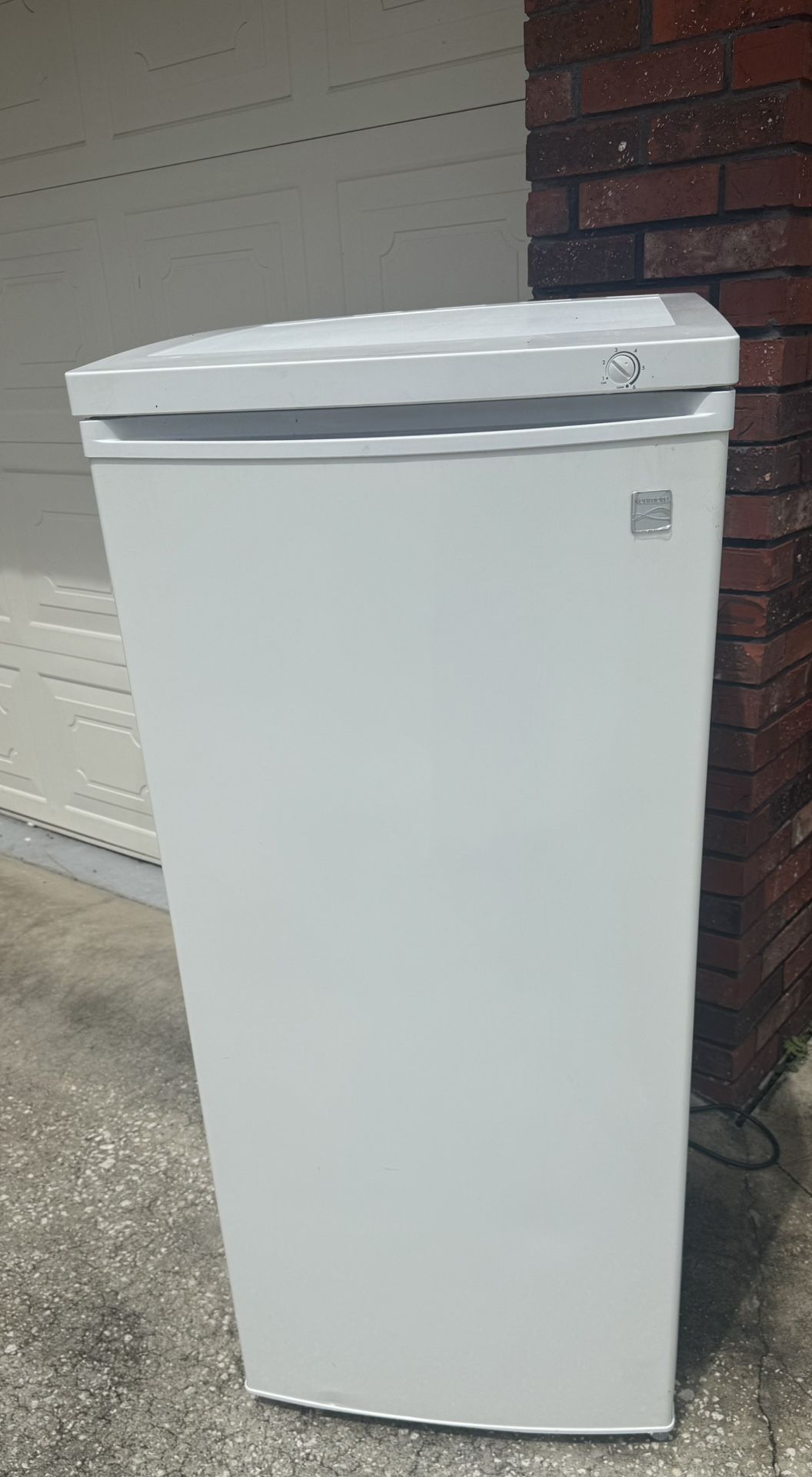 Kenmore mini fridge works great