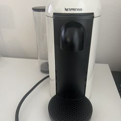 Nespresso Vertuo Plus in White