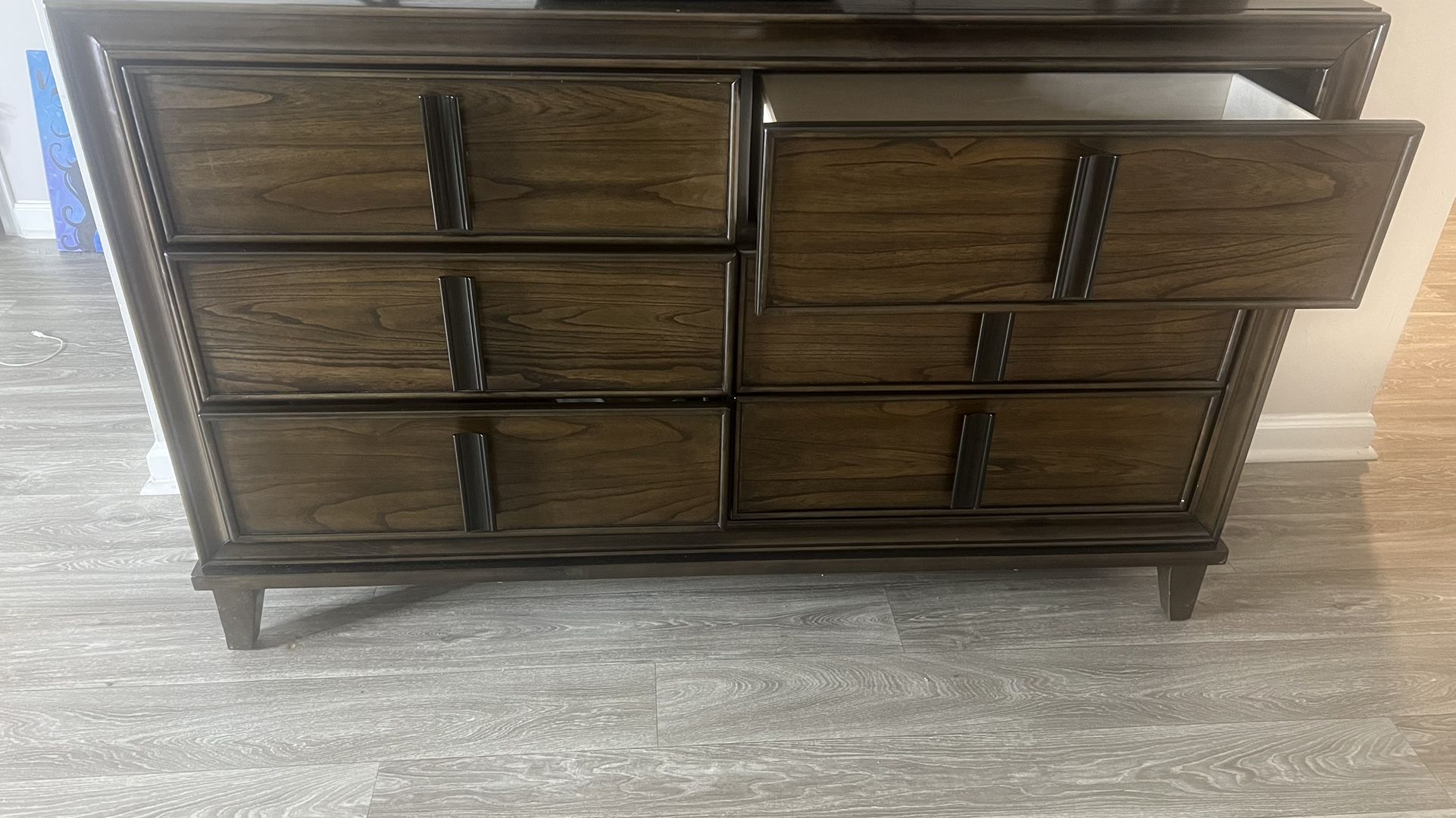 Dresser and Chester Set
