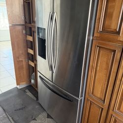 Samsung Stainless Steel Refrigerator 