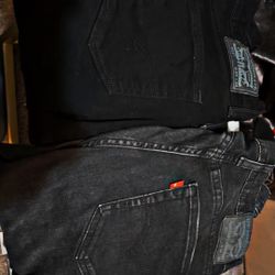 2 Pairs Of Levi’s Black 34x34