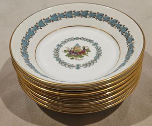 Set of 8 Vintage Wedgwood Small Bowls with Blue Laurel and Floral Design