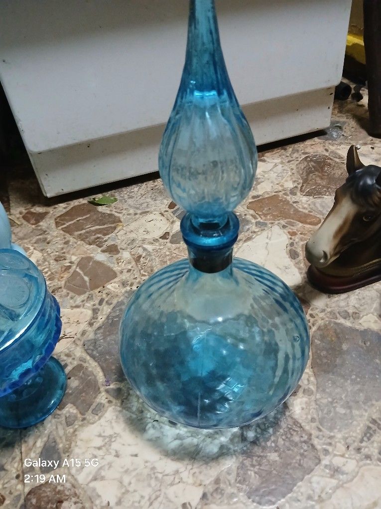 Decanter, Blue Fenton Vintage