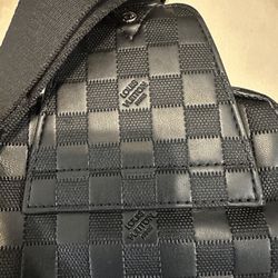 Louis Vuitton “Avenue” Sling Bag