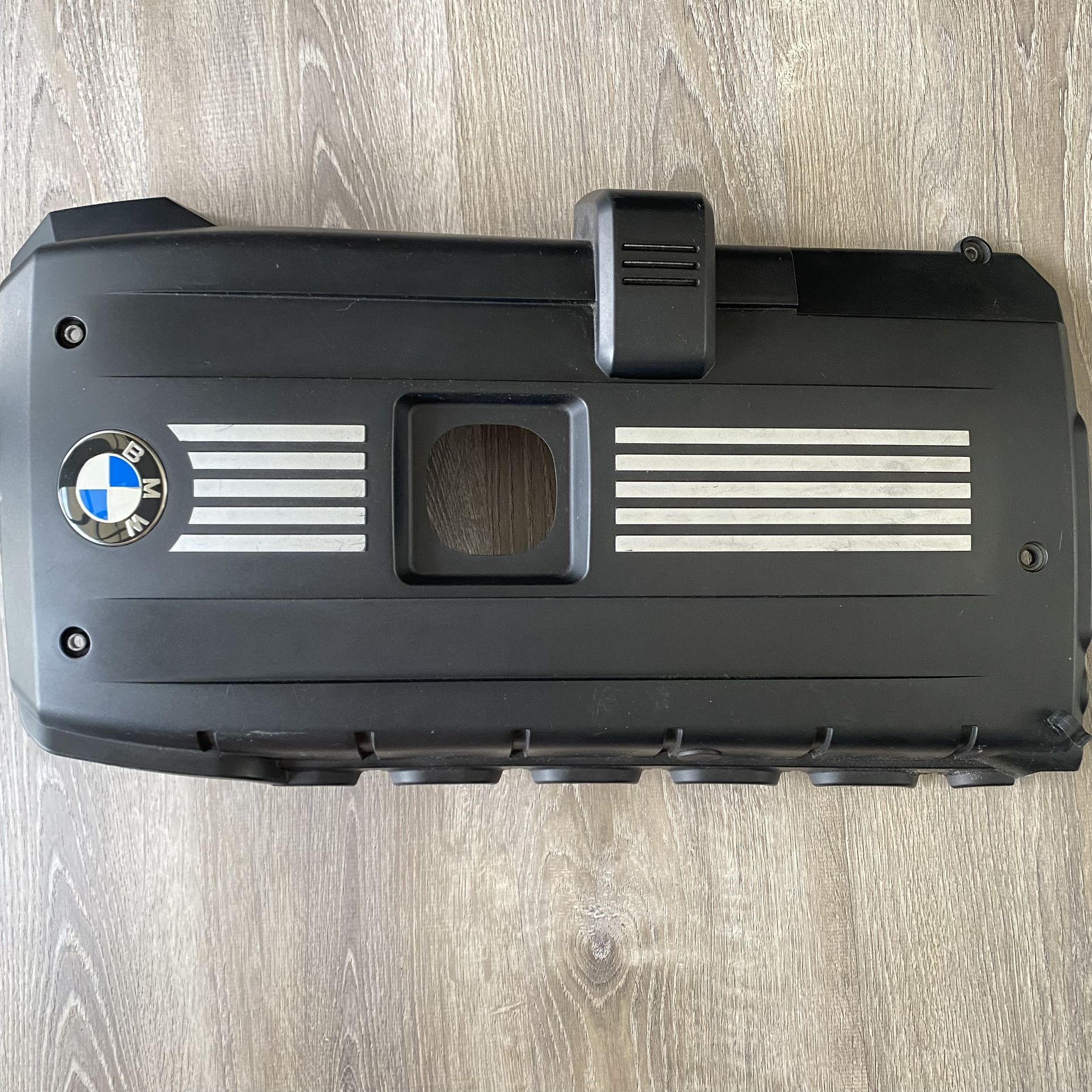 06-13 BMW Engine Cover Trim