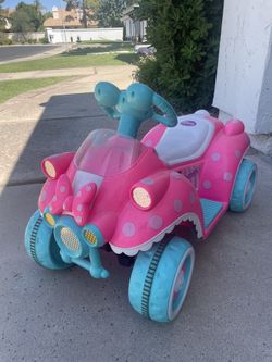Pink Minnie Mouse Quad