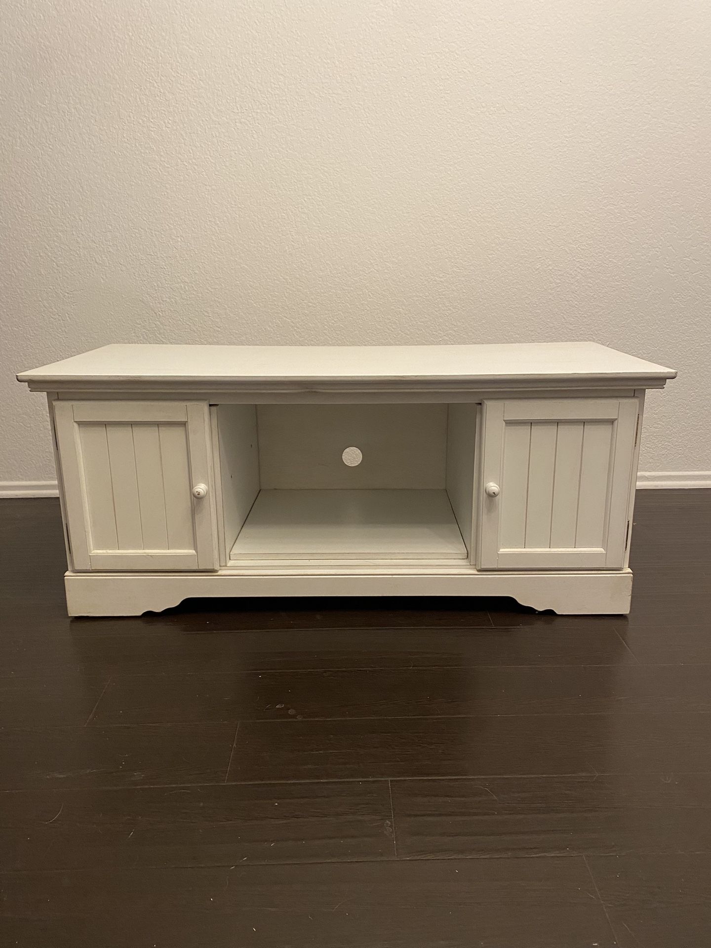 Rustic Farmhouse TV Stand